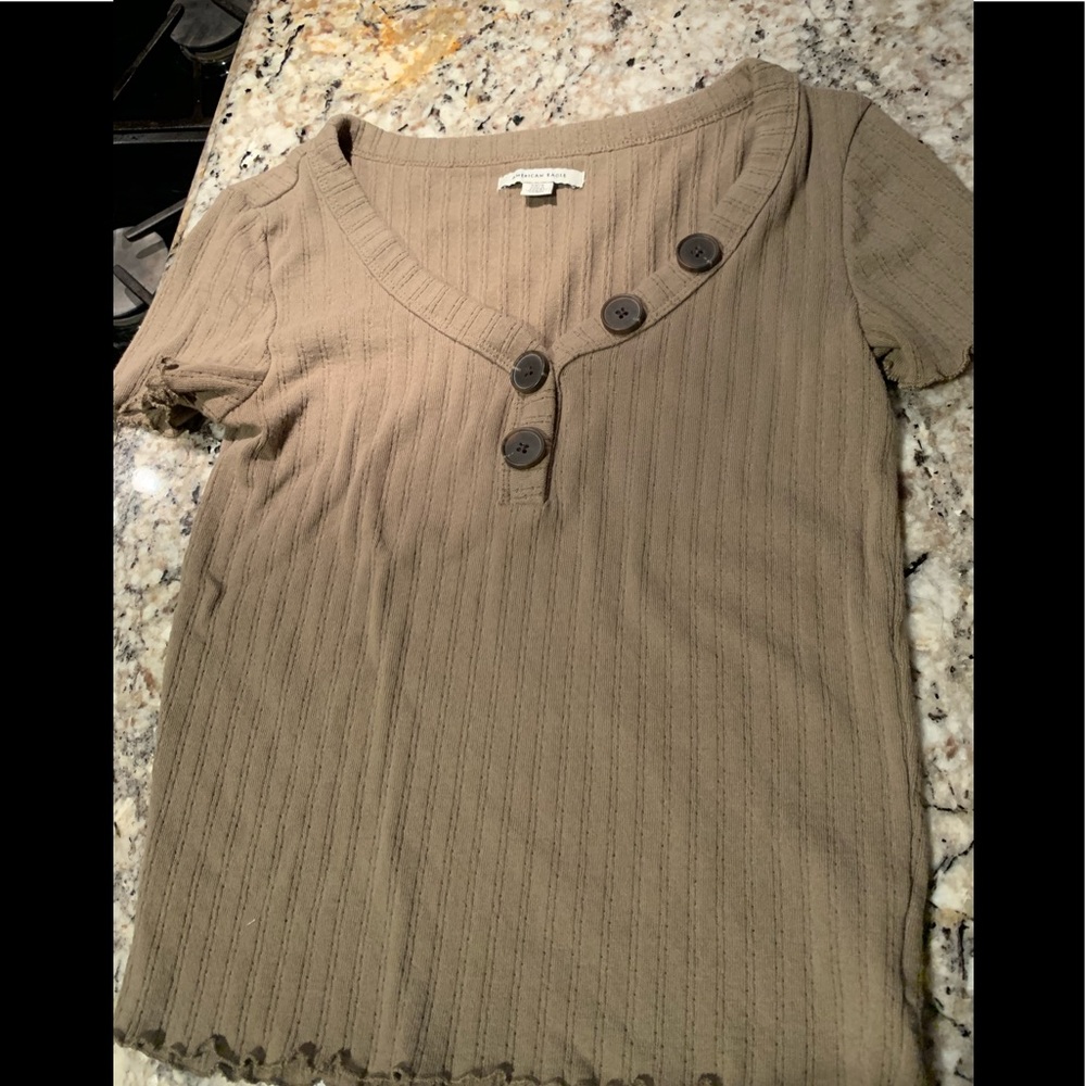 American eagle green t shirt